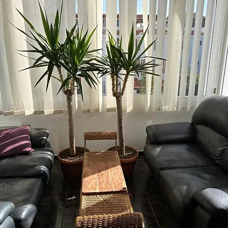 Apartamento Timanfaya Apartment *